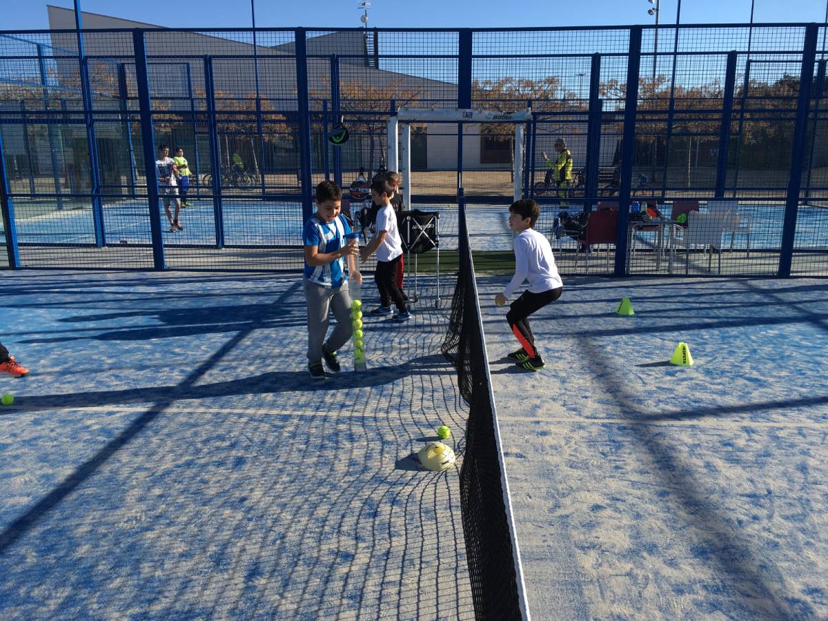 ptpadel_deti_clinic_lapava